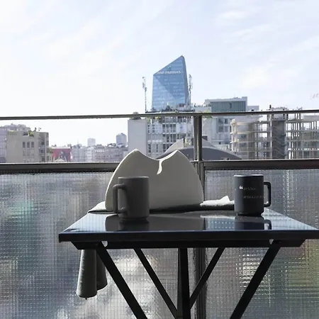 Апартаменты Skyline View & Design Porta Nuova Милан