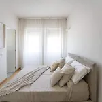 Appartement Skyline View In Heart Of *