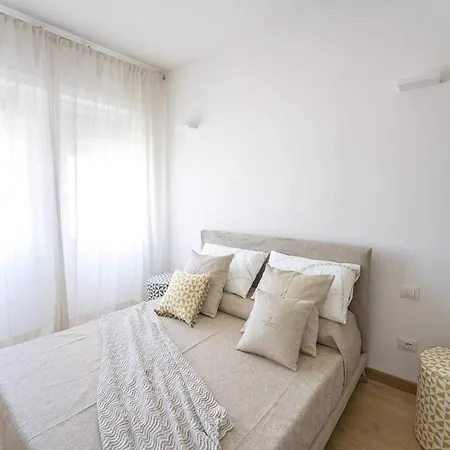 Design Flat W Terrace, Porta Nuova * Mediolan