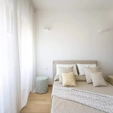 Design Flat W Terrace, Porta Nuova Apartament Mediolan